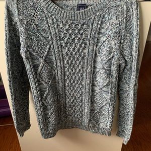 XS cable knit sweater